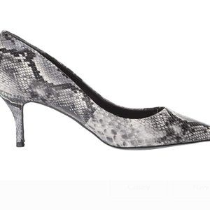 CHARLES BY CHARLES DAVID Women's Addie Pump